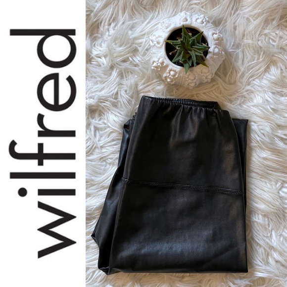 EUC Wilfred Free Daria Pant in black vegan leather, brand tags removed - Picture 10 of 14